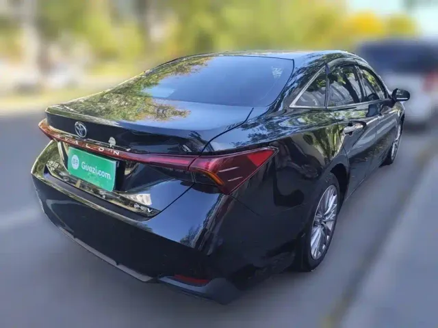 Toyota Avalon — Фото автомобиля 4