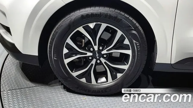 Kia Canival Carnival 4 поколение 9 мест Prestige — Фото автомобиля 5