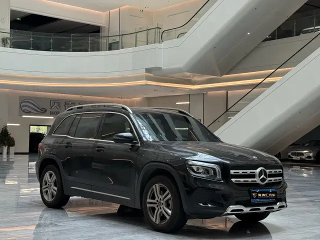 Mercedes-Benz GLB-Class — Фото автомобиля 3