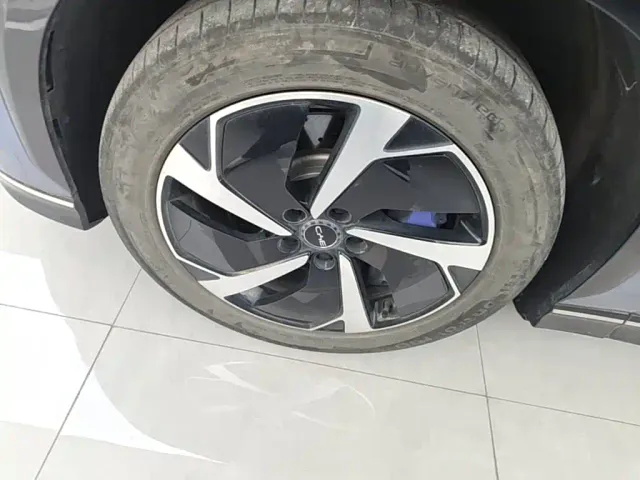 BYD Sealion 07 EV — Фото автомобиля 22