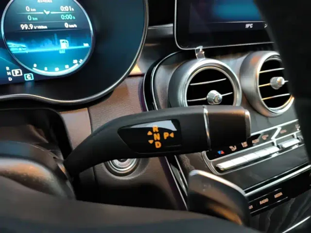 Mercedes-Benz C-Class — Фото автомобиля 13