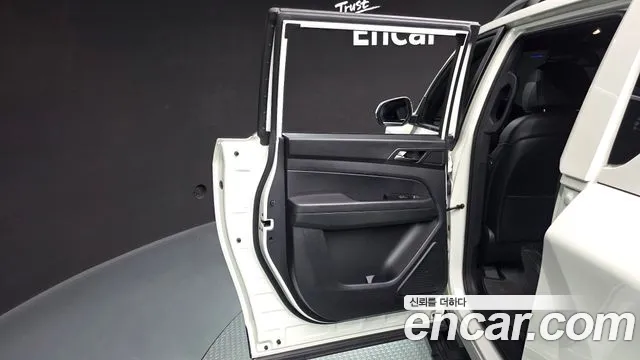 KG_Mobility_Ssangyong Rexton Новый Rexton Sport Дизель 2.2 4WD — Фото автомобиля 25