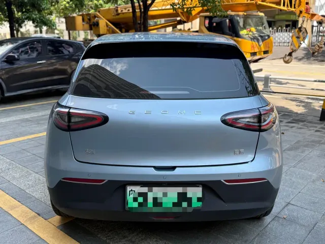 Geely Starry Wish — Фото автомобиля 8