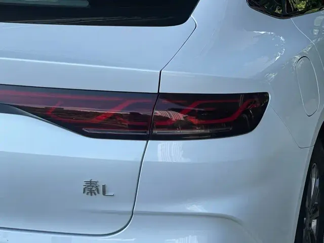 BYD Qin L 2024 DM-i 80KM Leading Edition — Фото автомобиля 15