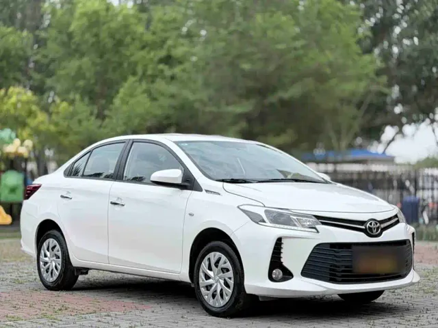 Toyota Vios — Фото автомобиля 3