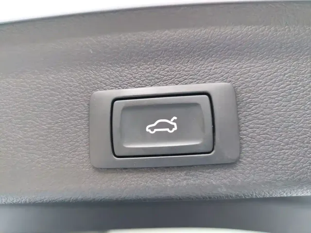 Audi Q3 — Фото автомобиля 10