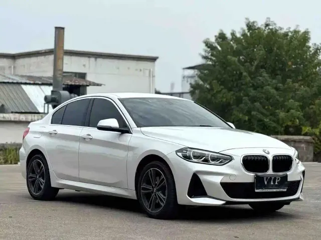 BMW 1 Series — Фото автомобиля 2