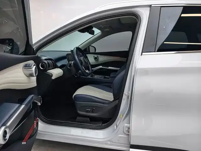 BYD Yuan PLUS — Фото автомобиля 4