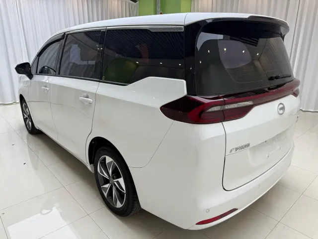 GAC Trumpchi M6 — Фото автомобиля 6