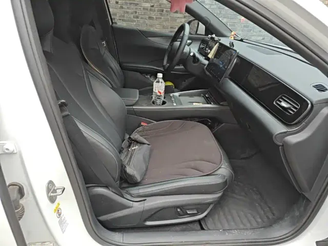 BYD Seal 06 — Фото автомобиля 24