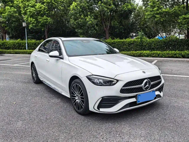 Mercedes-Benz C-Class — Фото автомобиля 3