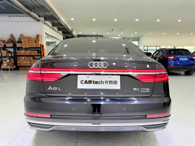 Audi A8 — Фото автомобиля 5