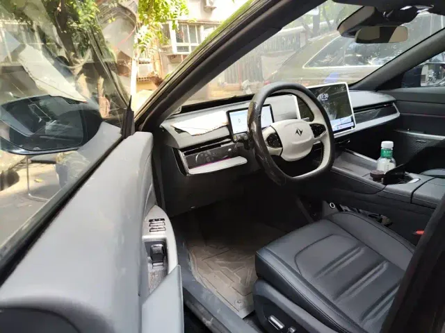 Dongfeng eπ 007 — Фото автомобиля 12