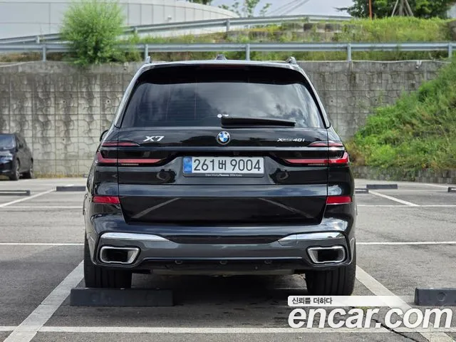 BMW X7 — Фото автомобиля 4