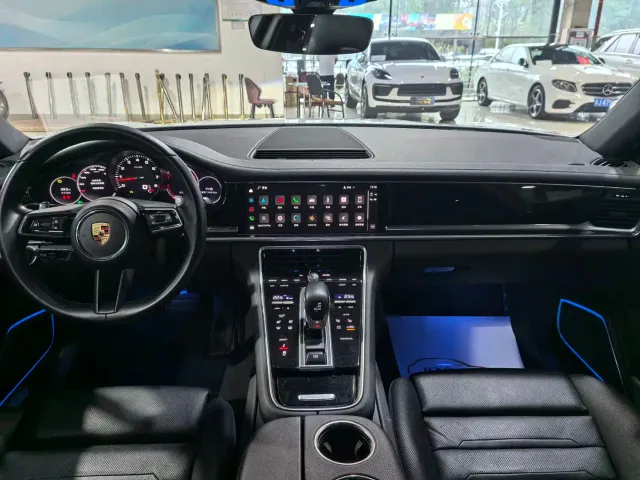 Porsche Panamera — Фото автомобиля 5