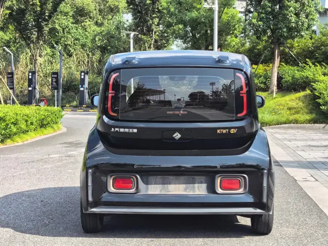 Baojun KiWi EV — Фото автомобиля 5