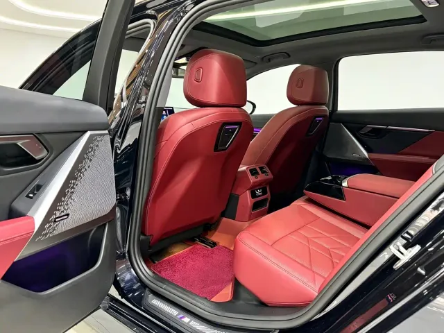 BMW 5 Series — Фото автомобиля 8