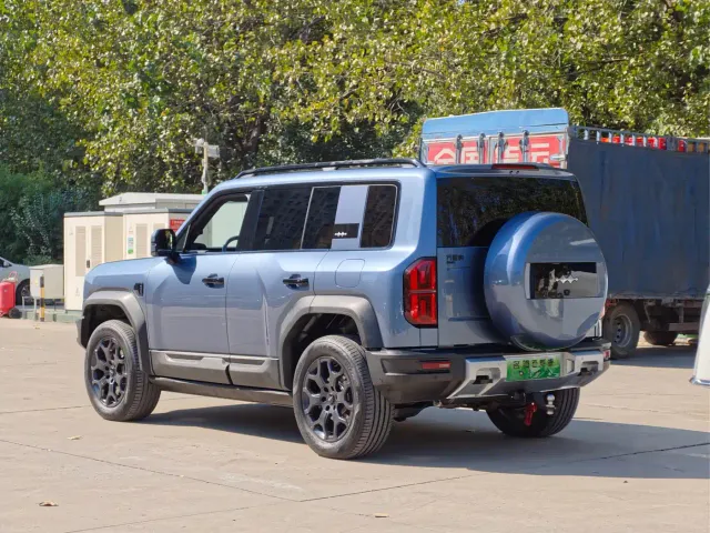 BYD FangChengBao Leopard 5 — Фото автомобиля 6