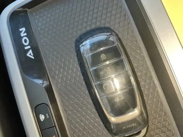 Aion AION Y 2022 70 Smart Leader Edition LFP — Фото автомобиля 16
