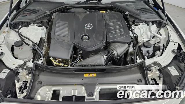 Mercedes-Benz E-Class — Фото автомобиля 6