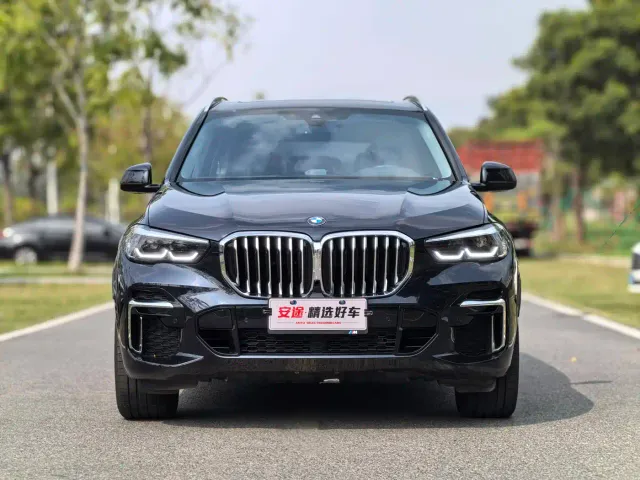 BMW X5 — Фото автомобиля 2
