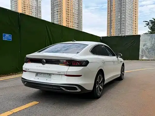 Volkswagen Lamando — Фото автомобиля 12