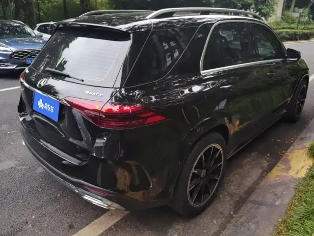 Mercedes-Benz GLE-Class — Фото автомобиля 3