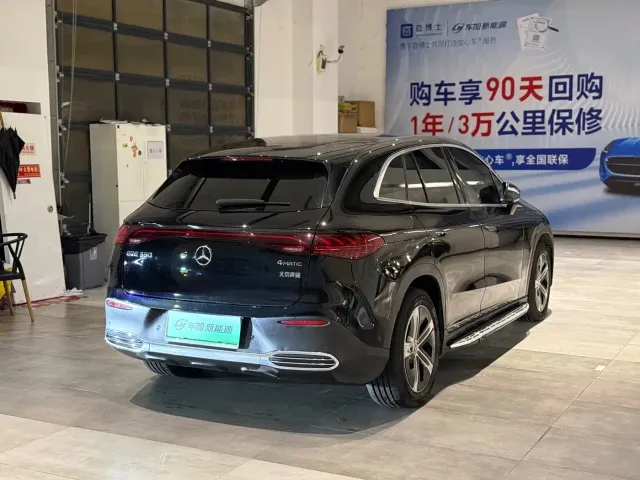 Mercedes-Benz EQE SUV — Фото автомобиля 7