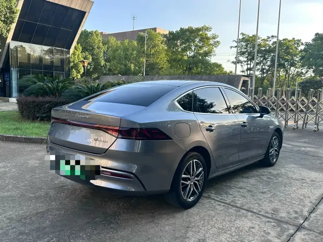 BYD Qin PLUS — Фото автомобиля 9