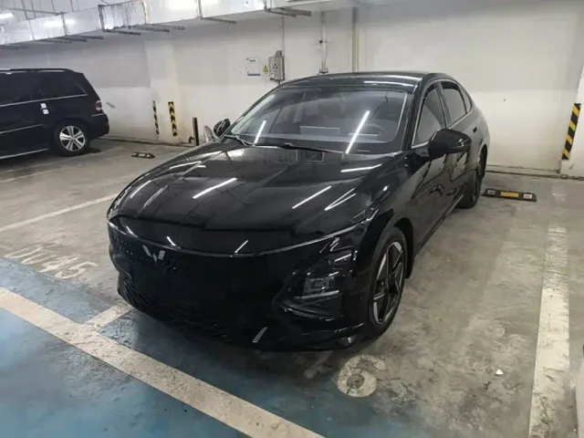 Фотография автомобиля — Wuling Starlight
