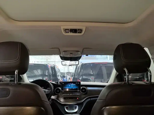 Mercedes-Benz V-Class — Фото автомобиля 17