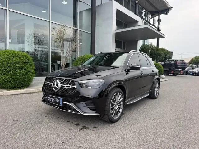 Фотография автомобиля — Mercedes-Benz GLE-Class