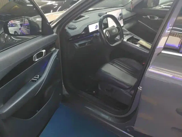 Geely Galaxy E5 — Фото автомобиля 15