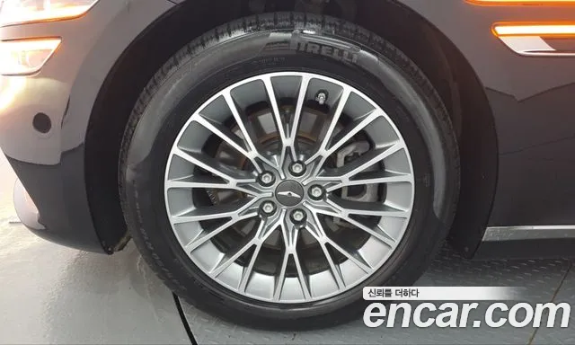 Genesis G80 RG3 — Фото автомобиля 5