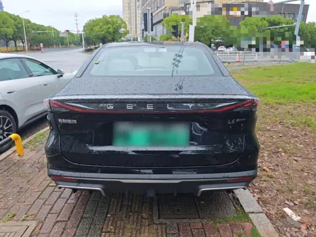 Geely Galaxy L6 — Фото автомобиля 5