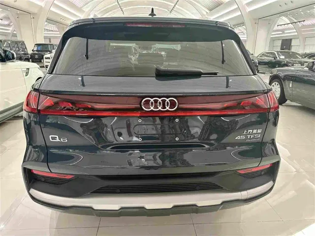 Audi Q6 — Фото автомобиля 21