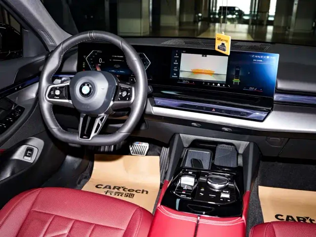 BMW 5 Series — Фото автомобиля 28
