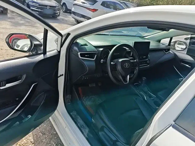 Toyota Corolla — Фото автомобиля 13