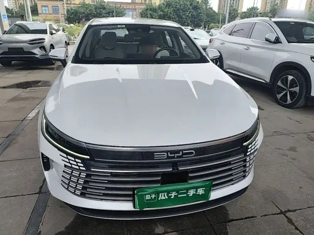 BYD Destroyer 05 2022 DM-i 55KM Premium — Фото автомобиля 2