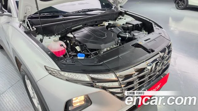 Hyundai Tucson Tucson (NX4) Дизель 2.0 2WD — Фото автомобиля 6