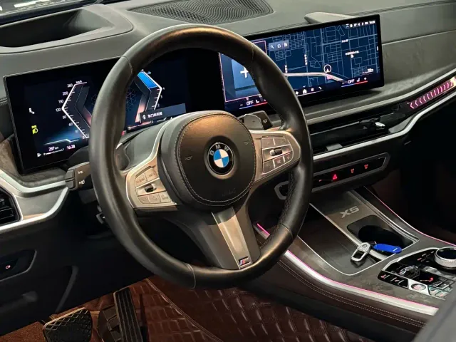 BMW X5 — Фото автомобиля 3