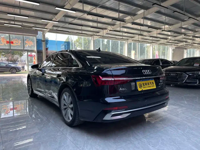 Audi A6L — Фото автомобиля 3