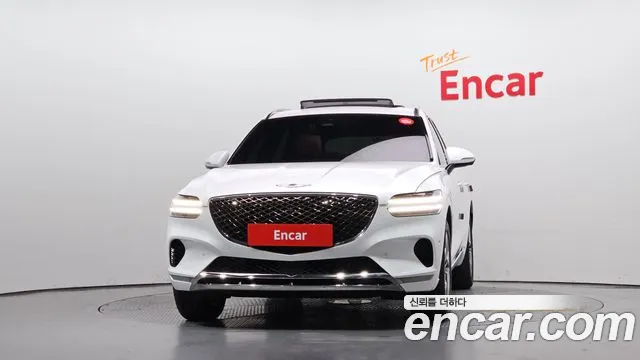 Genesis GV70 — Фото автомобиля 3