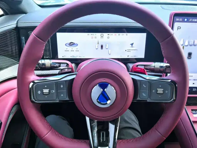 Denza Z9GT — Фото автомобиля 5