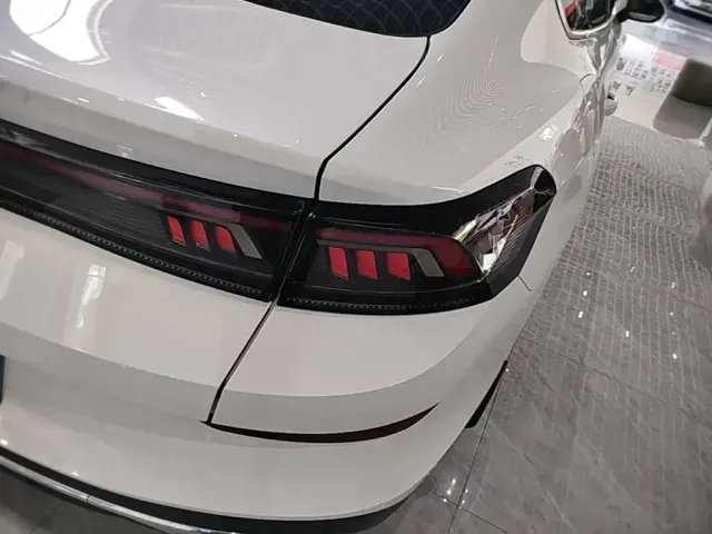 Volkswagen Lamando — Фото автомобиля 7