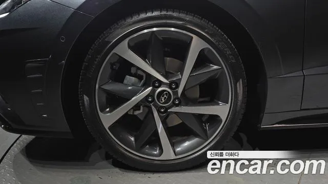 Hyundai Sonata — Фото автомобиля 5