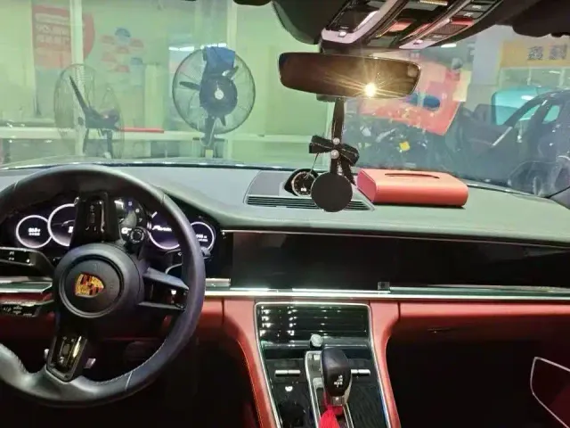 Porsche Panamera 2022 Panamera Executive Long Wheelbase 2.9T — Фото автомобиля 5