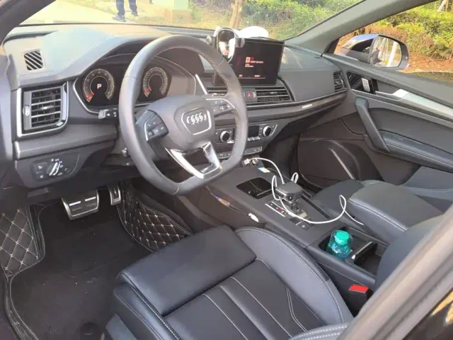 Audi Q5L — Фото автомобиля 12