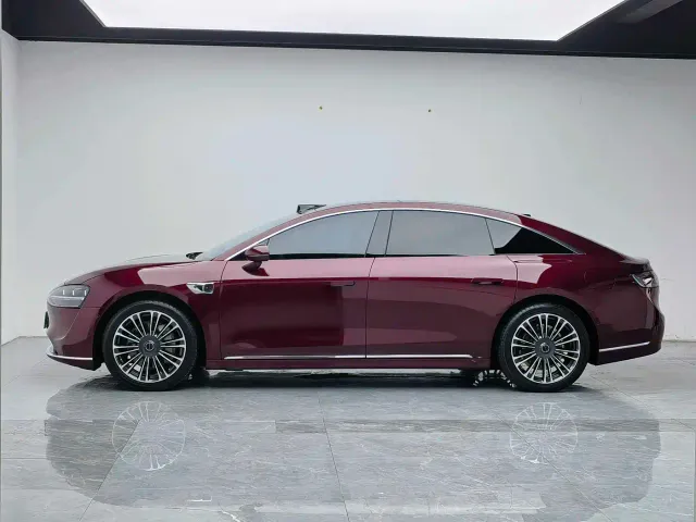 Stelato S9 — Фото автомобиля 2