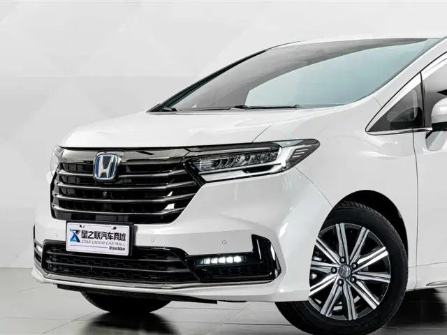 Honda Odyssey — Фото автомобиля 3